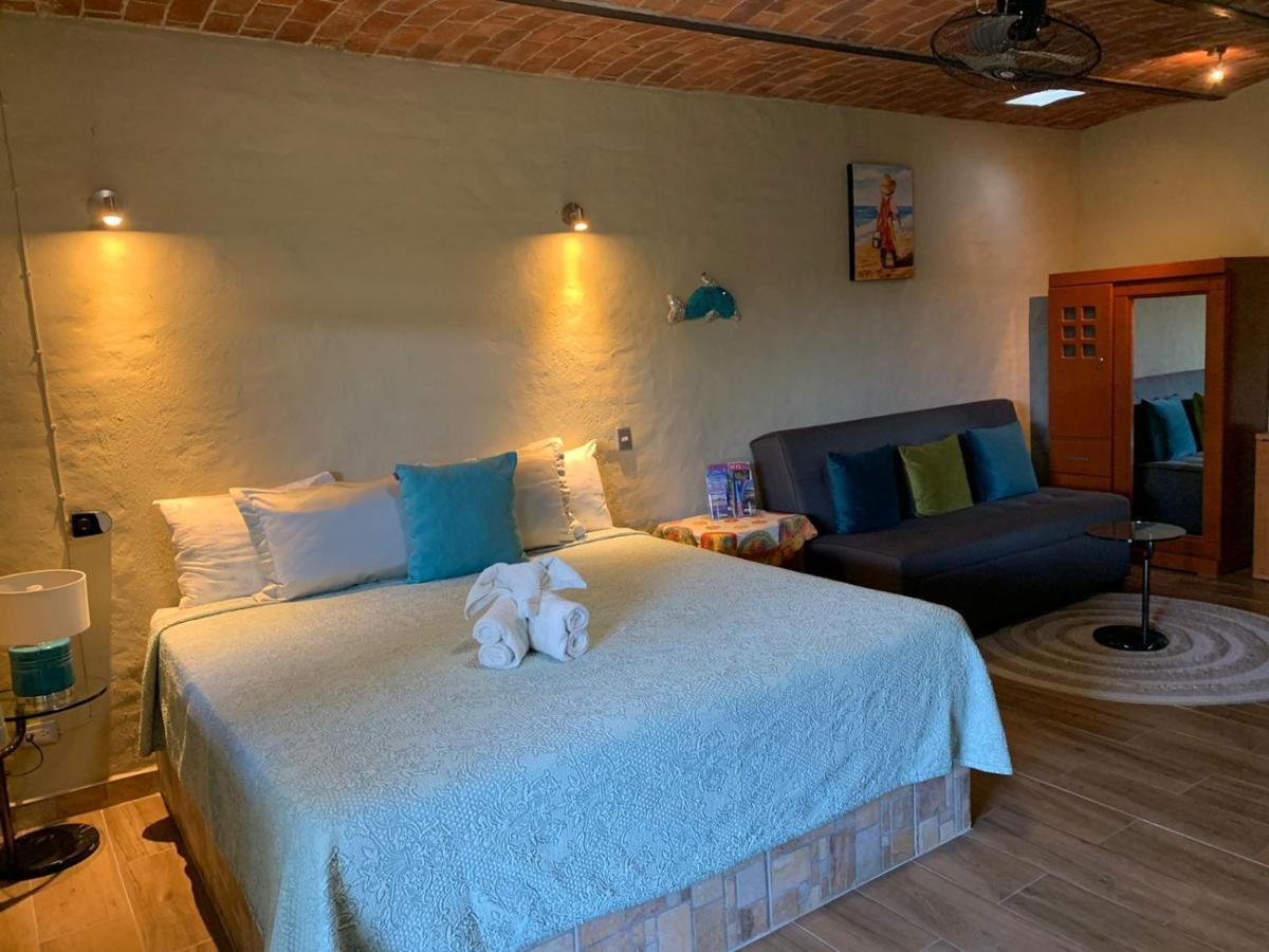Casa De La Abuela Bed & Breakfast Ахихик Екстериор снимка