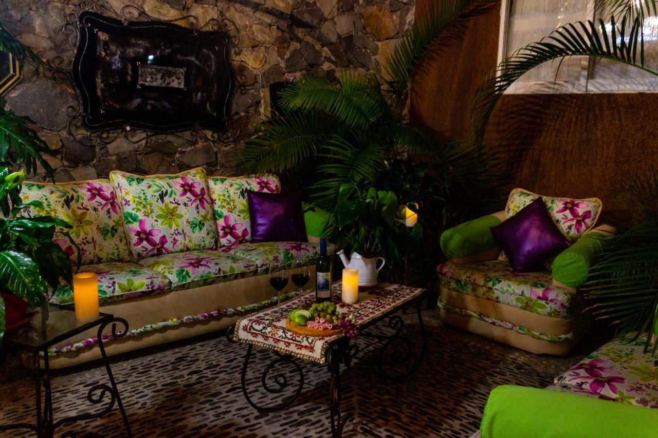 Casa De La Abuela Bed & Breakfast Ахихик Екстериор снимка