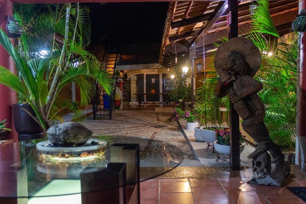 Casa De La Abuela Bed & Breakfast Ахихик Екстериор снимка
